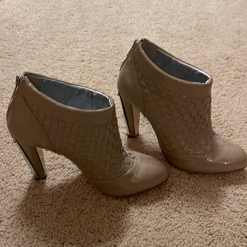 Cute bootie